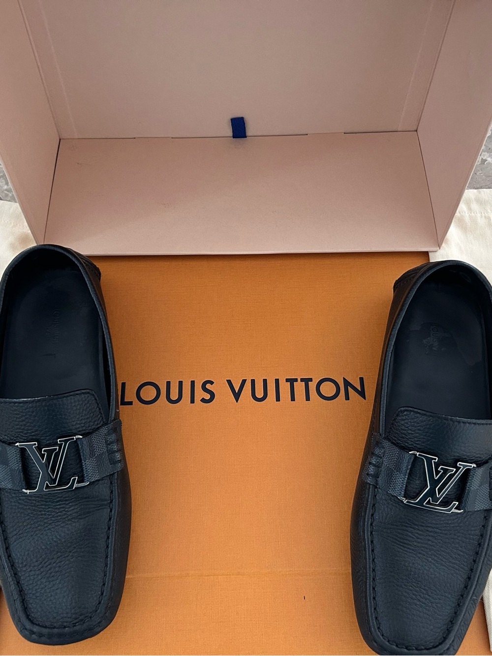 Louis Vuitton Black Pebbled Leather LV Buckle Loafers